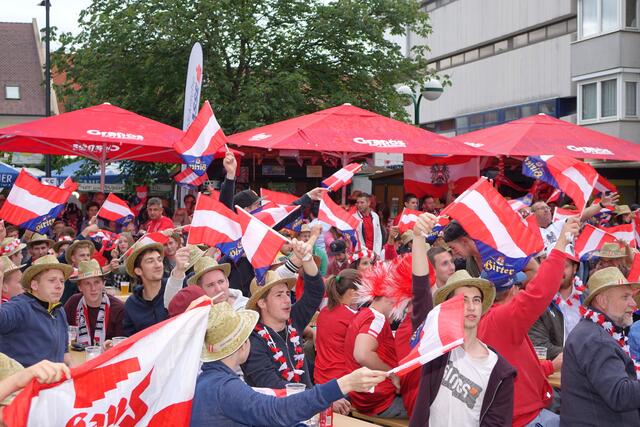 Von 14. Juni bis 14. Juli gibt es ein Euro-Public Viewing am Knittelfelder Hauptplatz. | Foto: Blinzer