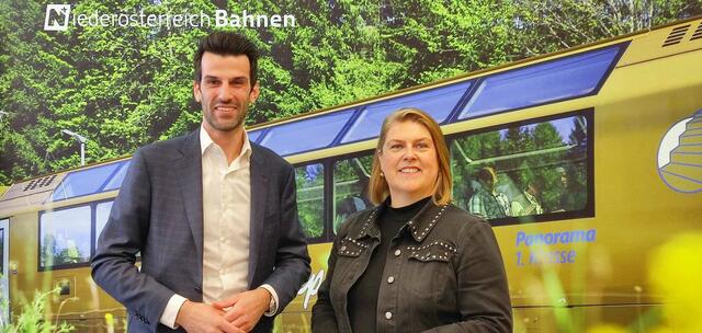 LH Stv. Udo Landbauer und NÖ Bahnen GF Barbara Komarek | Foto: MeinBezirk.at