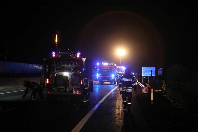 Abendlicher Unfall auf der Murtal Schnellstraße bei Zeltweg. | Foto: FF/Zeiler