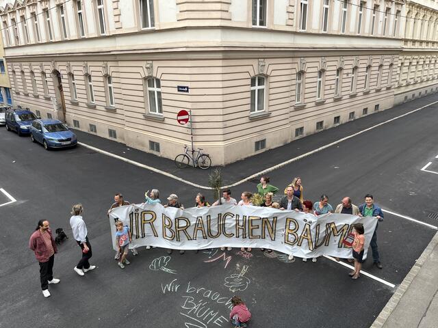 Bäume oder andere Begrünungsmaßnahmen forderten die Anrainerinnen und Anrainer in der Josefinengasse – als auch der angrenzenden Konradgasse. | Foto: Grüne Leopoldstadt