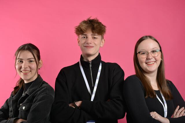 Die "Guides" führten die Besucherinnen und Besucher am "Open House"-Tag durch ihre Schule. | Foto: HLW/FW Deutschlandsberg
