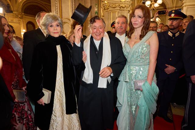 Die Ballsaison 2023/24 soll genauso glamourös wie jene zuvor werden. Hier ein Bild vom Opernball 2023. | Foto: Starpix/ Alexander TUMA,