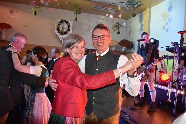 Der Silberberger Ball ist auch für Direktor Reinhold Holler und seiner Gattin Astrid alljährlich ein Highlight.