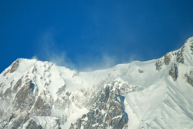 Bild # 0093: Zwischen "Dawin Kopf" und "Parseier Spitze" kräftige Westwinde mit deutlichen Ausbildungen von Wächten! | Foto: © by Ing. Günter Kramarcsik