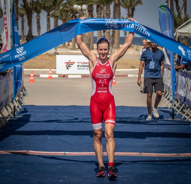 Eine Floridsdorfer Triathletin ist auf dem Weg zu Olympia: Tanja Stroschneider ist derzeit Nummer 81 in der Weltrangliste des Triathlons.  | Foto: Wilhelm Lilge