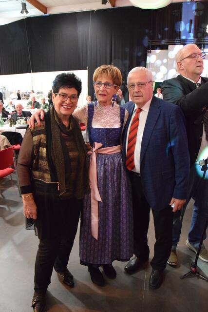 Edna Christiana und Stefan, Korosec Ingrid (Mitte)
