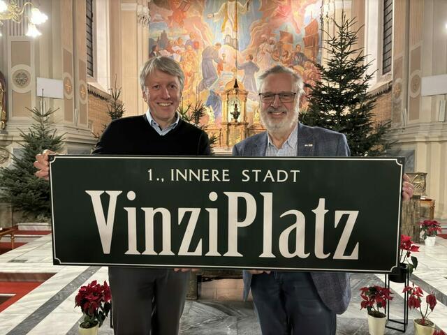 Staffelübergabe: Peter Pratl (re.) übergibt die Obmannschaft bei den VinziWerken an Thomas Ferk. | Foto: VinziWerke