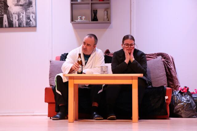 Ehemann Erwin malt sich die schlimmsten Szenarien aus. | Foto: Celina Leitner