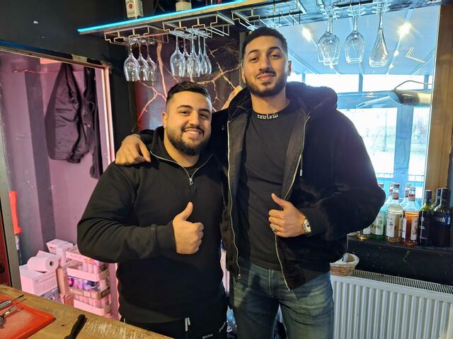 Ramin Shehad (l.) und Mohammed Hassan sind die Eigentümer des Corleone. | Foto: Michael Ellenbogen