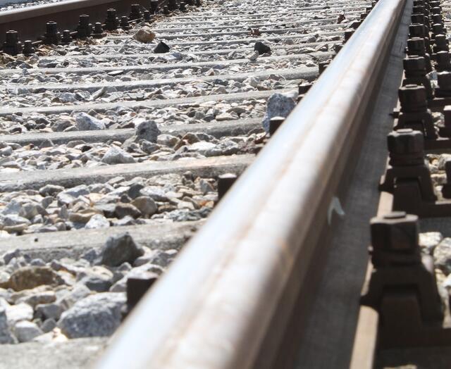 Das Vorprojekt der Regionalbahn nach Pregarten ist auf Schiene. | Foto: BRS/Bayr