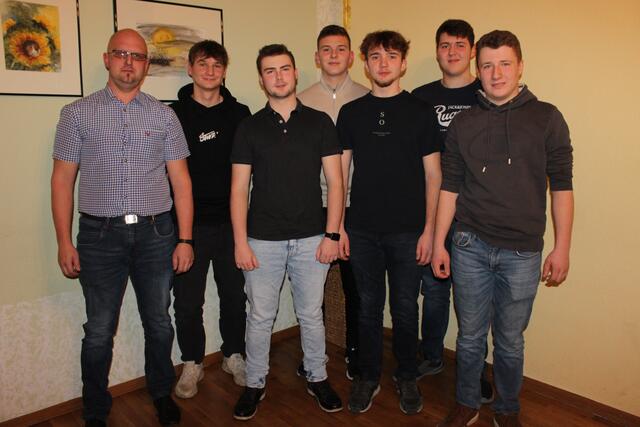 v.li.n.re.: Jugendgemeinderat Robert Helmreich, Felix Wimmer, Maurice Fritz, Sebastian Haidl, Huber Florian, Maximilian Zeilinger, Paul Hengstberger u. Julian Lehner (nicht am Bild) | Foto: Gmd. Weinzierl am Walde