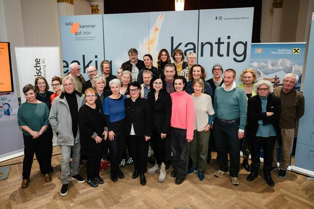 Das Team der Kulturhauptstadt 2024 und viele Künstlerinnen und Künstler freuen sich auf die Eröffnung am 20. Jänner. | Foto: Salzkammergut 2024/Edwin Husic