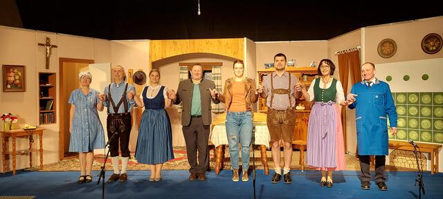 Die Bühne Aschbach zu Gast in Wien. | Foto: Bühne Aschbach