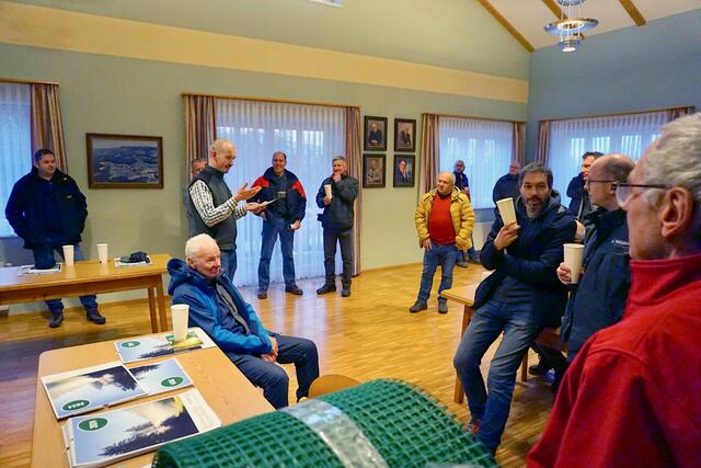 Abschlusstreffen zur gemütlichen Diskussionsrunde inklusive Punschtrinken und Preisverleihung. | Foto: KLAR! Naturpark Pöllauer Tal