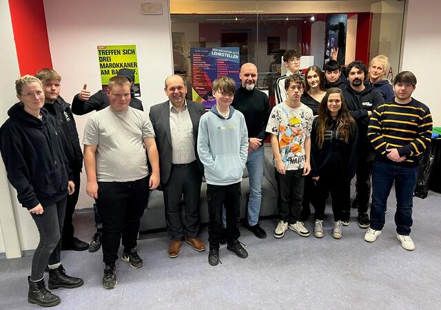 Paxisnahe Tipps zu persönlichen Sicherheit, Konfliktvermeidung und dem Erkennen potenzieller Risiken erhielten die Jugendlichen im JCUV Hörsching. | Foto: JCUV