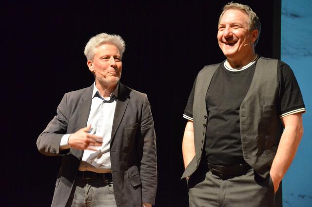 Florian Scheuba und Robert Palfrader als satirisches Staatskünstler-Duo.