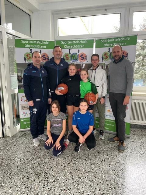 Eine neue Sportkooperation gibt es zwischen der SMS Oberschützen und dem Basketball-Verein Getsgo Stadtschlaining. | Foto: SMS Oberschützen