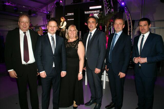 Von links: Bürgermeister Josef Korpitsch, Bundesrat Philipp Kohl, Eva Winkler, Bürgermeister Manuel Weber, Bürgermeister Harald Brunner und Nationalrat Christoph Zarits. | Foto: Anna Kaufmann