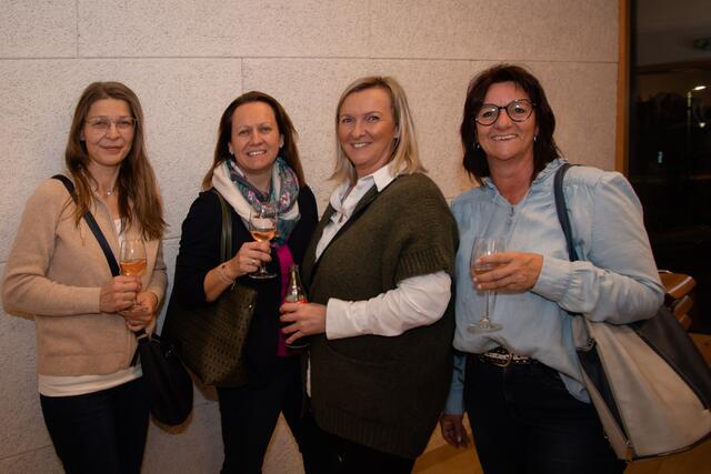 Monika Schmatz, Kerstin Lindner, Susanne Kohlberger. und Anita Pegrisch aus Hausleiten. | Foto: Christian Nowotny