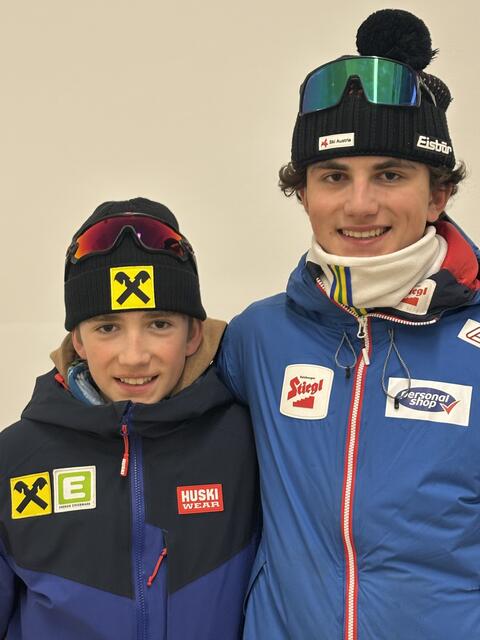 Die Brüder Elias (13, l.) und Lukas Mühlbacher (16) aus Premstätten dominieren ihre Altersklassen in der Nordischen Kombination. | Foto: Mühlbacher