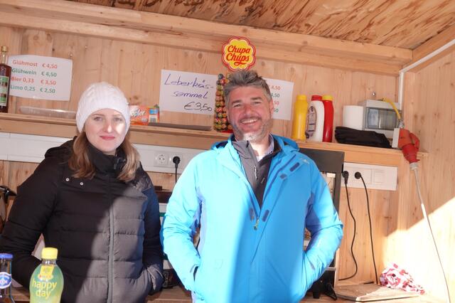 Für Stärkung war bei den Hütten der heimischen Gastrobetriebe bestens gesorgt.