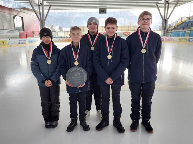 Die U14-Landesmeister v.l.: Alen Eftimov, Marcel Mellitzer, Werner Müller (Baumkirchen), Pascal Mellitzer und Noah Kastner. | Foto: SBF Pflach