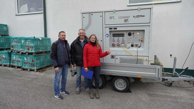 Der mobile Wasserstoffgenerator beim Einsatz bei Nemeton in Vitis. | Foto: TEST-FUCHS