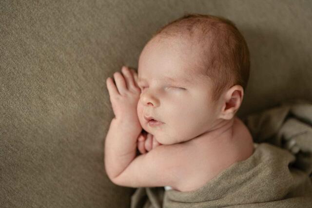 Der kleine Jonas kam mit einem seltenen Gendefekt namens Nanophthalmus zur Welt. | Foto: zVg