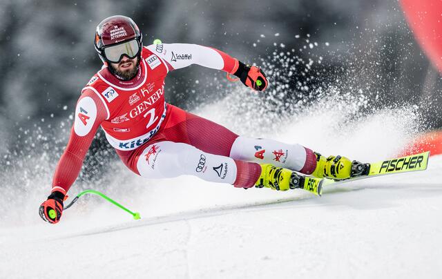 Der 32-jährige Daniel Hemetsberger hat seit einiger Zeit mit Knieschmerzen zu kämpfen. | Foto: Tirolfoto-Spiess