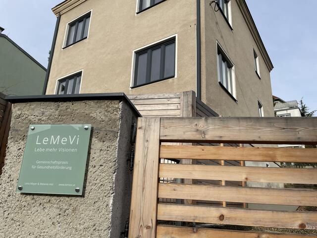 Die Gemeinschaftspraxis für Gesundheitsförderung in der Zennergasse 10. | Foto: Michael J. Payer