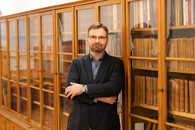 Gerald Lamprecht ist Historiker und leitet das Centrum für Jüdische Studien der Universität Graz, sowie den Forschungsschwerpunkt zu Antisemitismus am Institut für Kulturwissenschaften der Österreichischen Akademie der Wissenschaften (ÖAW). | Foto: ÖAW/Elia Zilberberg