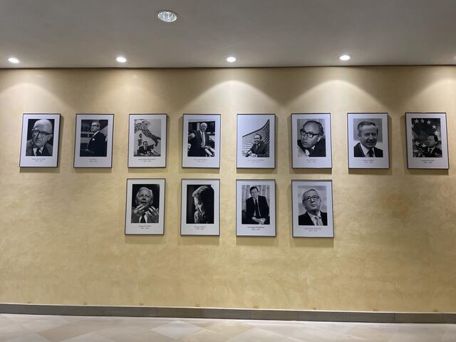 "Ahnengalerie" der Kommissionspräsidenten.