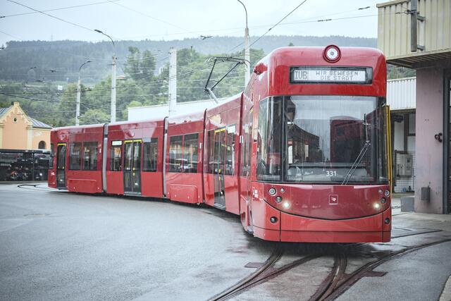 Mit der Straßenbahn bis nach Fulpmes oder nach Igls | Foto: IVB/Gerhard Berger