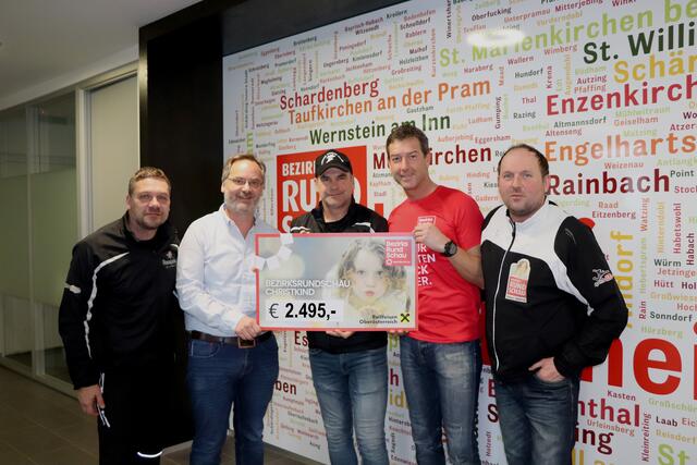 V. l.: Christian Siller, David Ebner, Günter Dieplinger, Thomas Schererbauer und Johann Schmolz.  | Foto: Mühlbacher