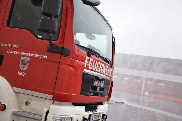 Die Tiroler Feuerwehren wurden 2023 vom Land Tirol mit 17,5 Millionen Euro gefördert. | Foto: Hassl