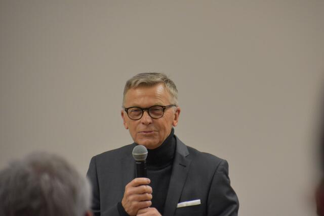 Präsident Peter Buchmüller bei seiner Rede | Foto: RegionalMedien Salzburg