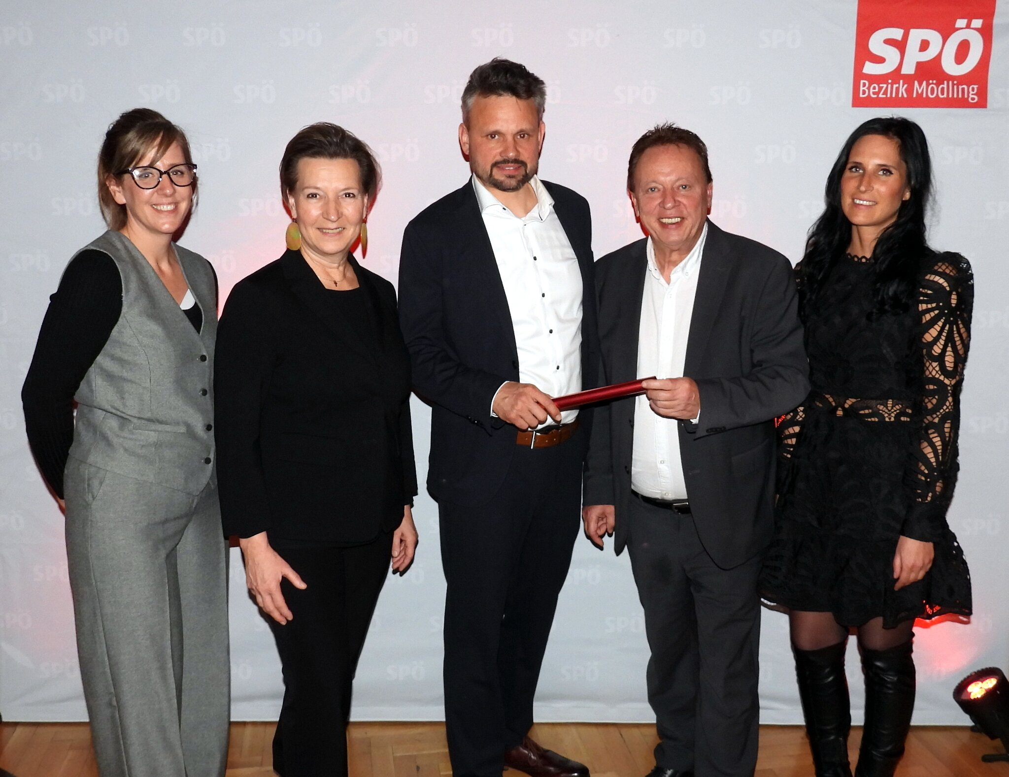 Bezirk Mödling: David Loretto ist neuer SPÖ-Bezirksvorsitzender - Mödling