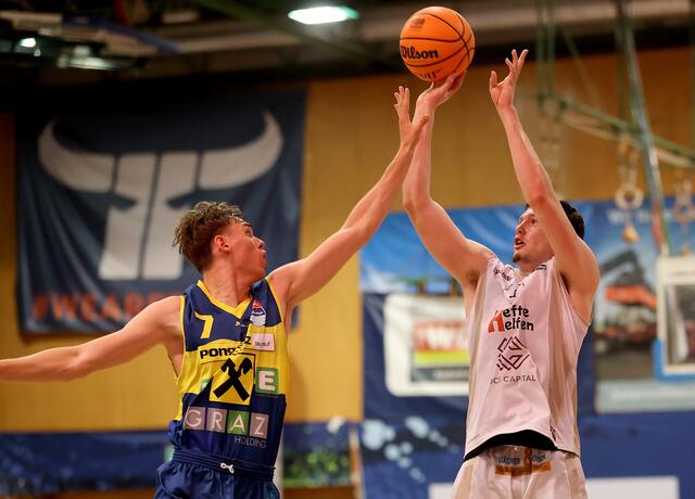 Im steirischen Derby kämpfen beide Teams um die Playoffs.  | Foto: GEPA