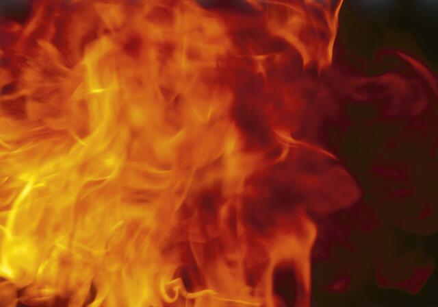 In einem Bekleidungsgeschäft kam es zu einem Brand. | Foto: Symbolfoto