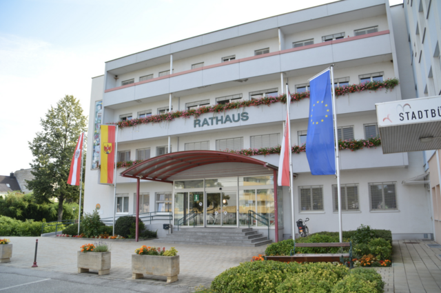 In der gestrigen Gemeinderatssitzung wurden der Hochwasserschutz für Walbersdorf, eine finanzielle Unterstützung für 2getthere und die Ausweitung des 30ers beim Kindergarten beschlossen. | Foto: Walter Klampfer