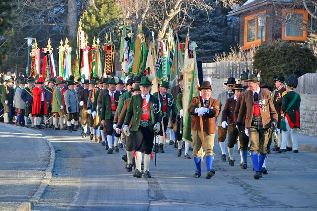 Beim Aufmarsch in Mauterndorf, wo im Jahr 2017 das letzte Mal im Lungau die Anton-Wallner-Feier stattgefunden hat. | Foto: Wolfgang Hojna-Leidolf
