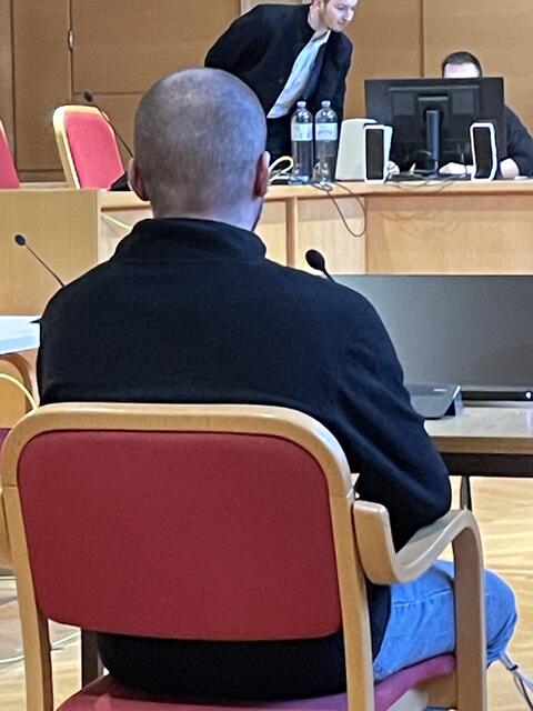 Der Angeklagte machte vor Gericht keine Aussage. | Foto: BRS
