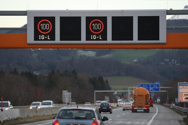 Die Wirksamkeit des "Lufthunderters" wurde im steirischen Landtag am Dienstag ebenfalls thematisiert.  | Foto: Land Salzburg/Franz Neumayr (Symbolfoto)