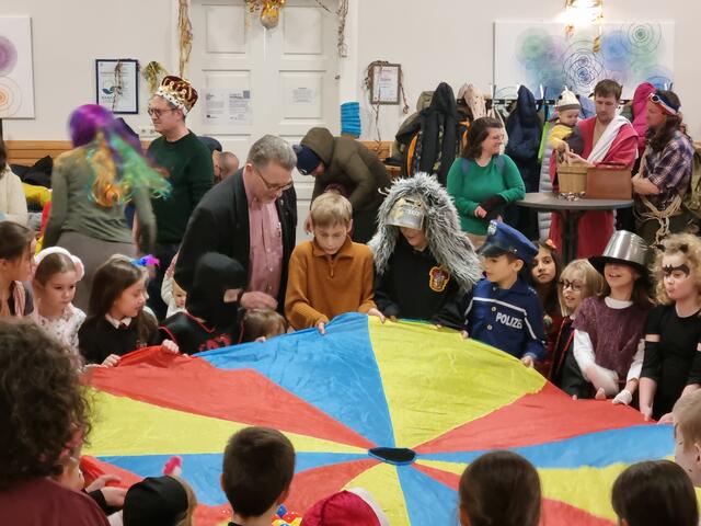 Die Kirche St. Elisabeth feierte am 21. Jänner ein großes Faschingsfest für Kinder.  | Foto: Stefan Schneider