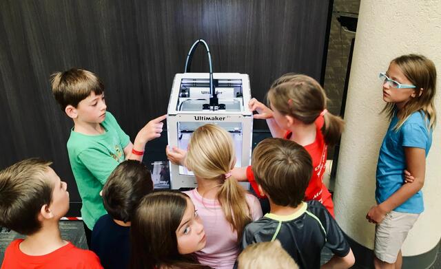Programmieren, Robotics und mehr können Kinder im Robbo Club Wien lernen. Dieser ist in der Schweidlgasse 24 zu Hause. | Foto: Adam Winger/Unsplash