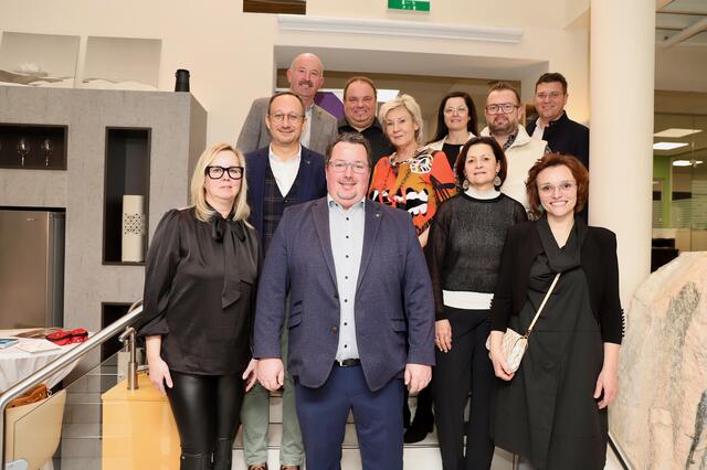 WB-Bezirksobmann Christian Sommerbauer im Kreis einiger Vorstandsmitglieder und Ehrengäste. | Foto: Alfred Mayer
