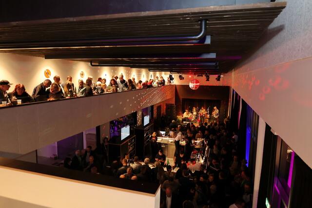 Im Austrovinyl sind die jungen Fehringerinnen und Fehringer zu Workshop und "Clubabend" eingeladen. | Foto: RegionalMedien