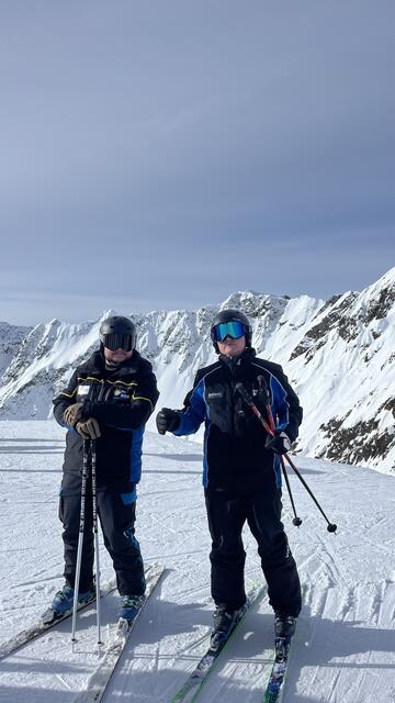 Mathäus Tschiderer (GF Bergbahnen See) und Andreas Kleinheinz (GF Bergbahnen Kappl) können ein positives Resümee ziehen.  | Foto: Elisabeth Zangerl 