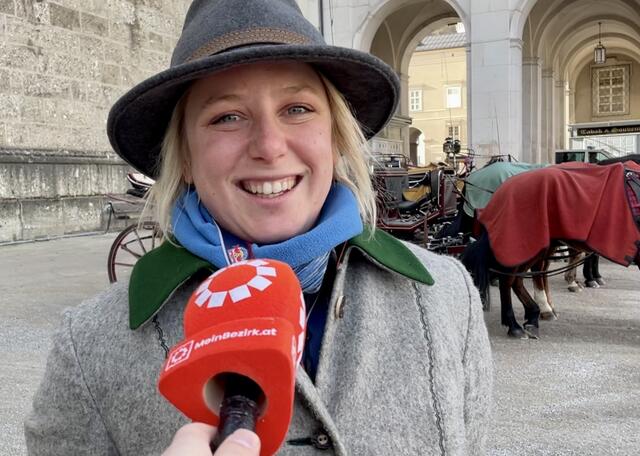 Fiakerin Martina Spannlang im Gespräch.  | Foto: Philip Steiner