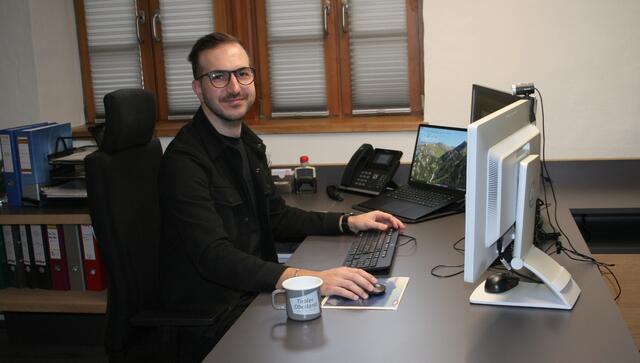 Freut sich auf viele interessane Projekte und Aufgaben: Destinationsmanager Fabian Erhart. | Foto: Seelos
